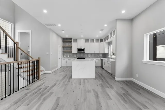 $540,000 | 1122 West 16th Street, Unit B, Houston, TX 77008