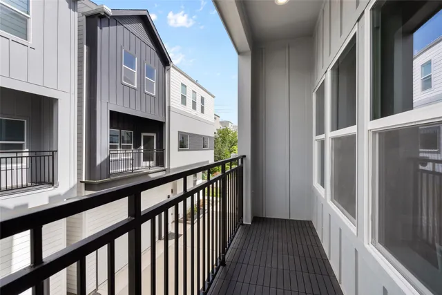 $540,000 | 1122 West 16th Street, Unit B, Houston, TX 77008