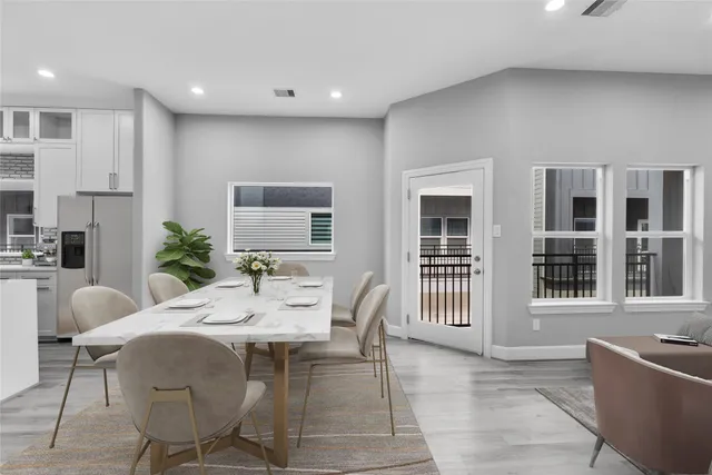 $540,000 | 1122 West 16th Street, Unit B, Houston, TX 77008