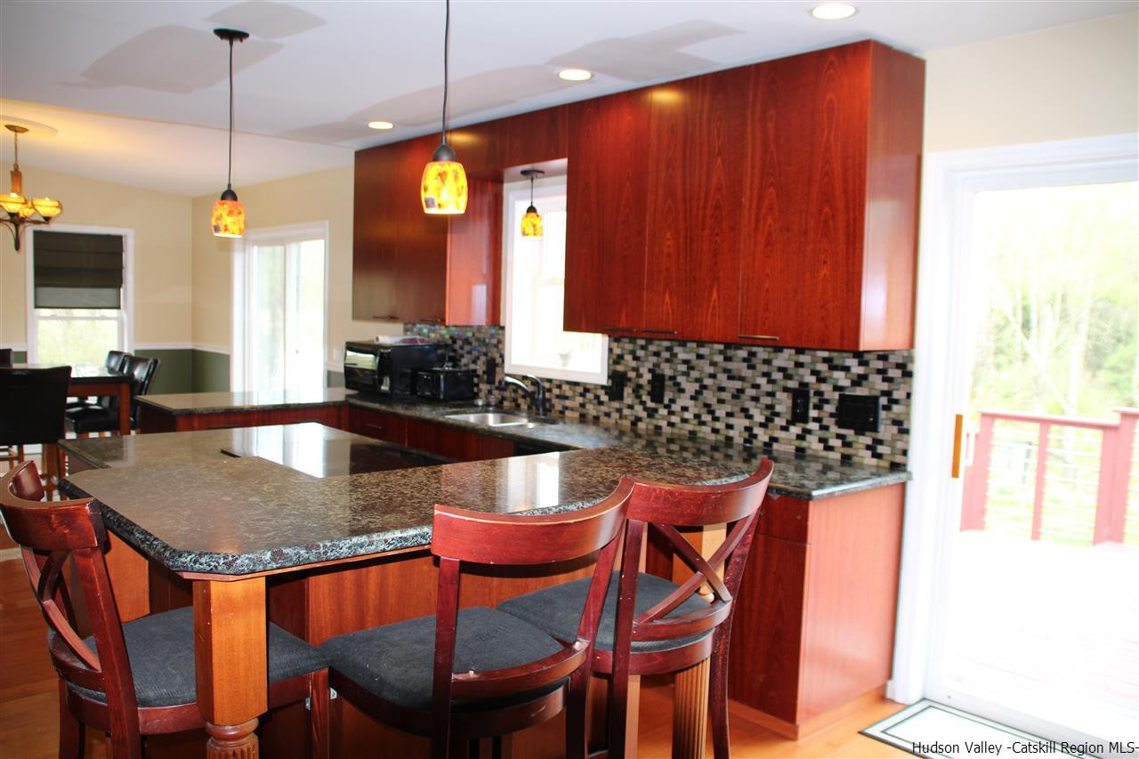 8 Climbing Ridge Road New Paltz, NY 12561 - Photo 9 of 33 Photo 9