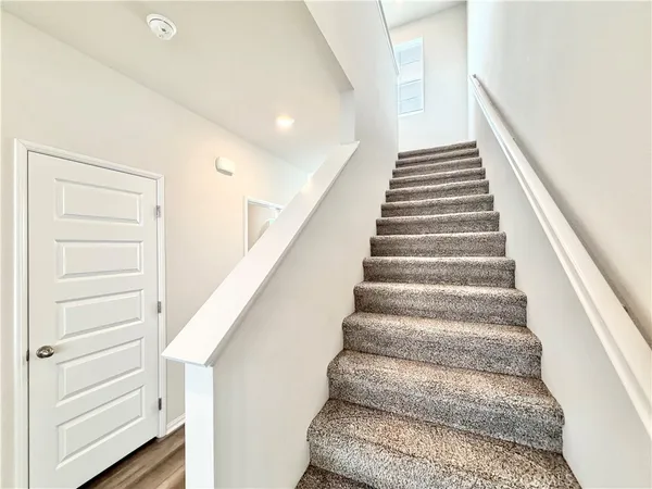 $3,275 | 40617 Birchfield Drive, Temecula, CA 92591
