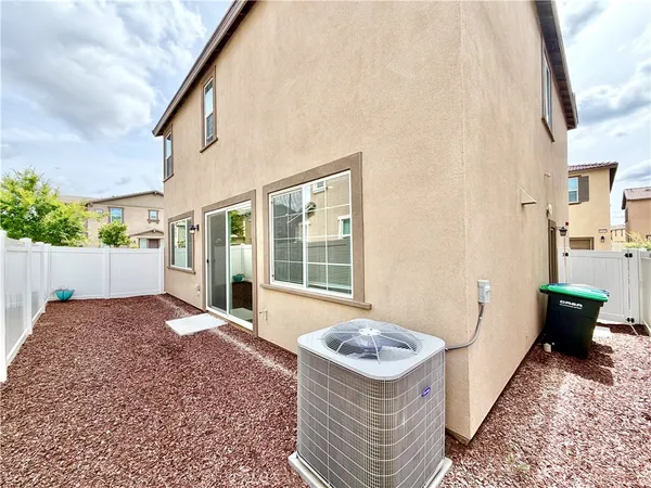 $3,275 | 40617 Birchfield Drive, Temecula, CA 92591