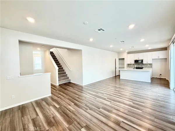 $3,275 | 40617 Birchfield Drive, Temecula, CA 92591