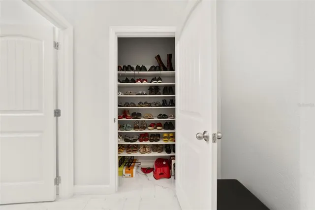a view of store room with empty racks