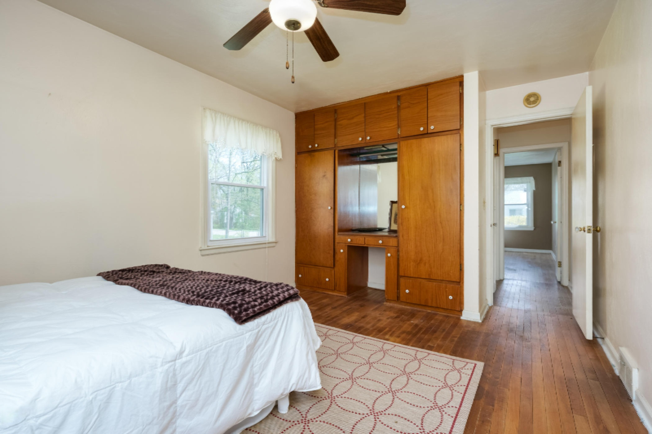 2031 Paddington Road Kalamazoo, MI 49001 - Photo 16 of 25 Paddington_Rd_2031_Kalamazoo_49001-16
