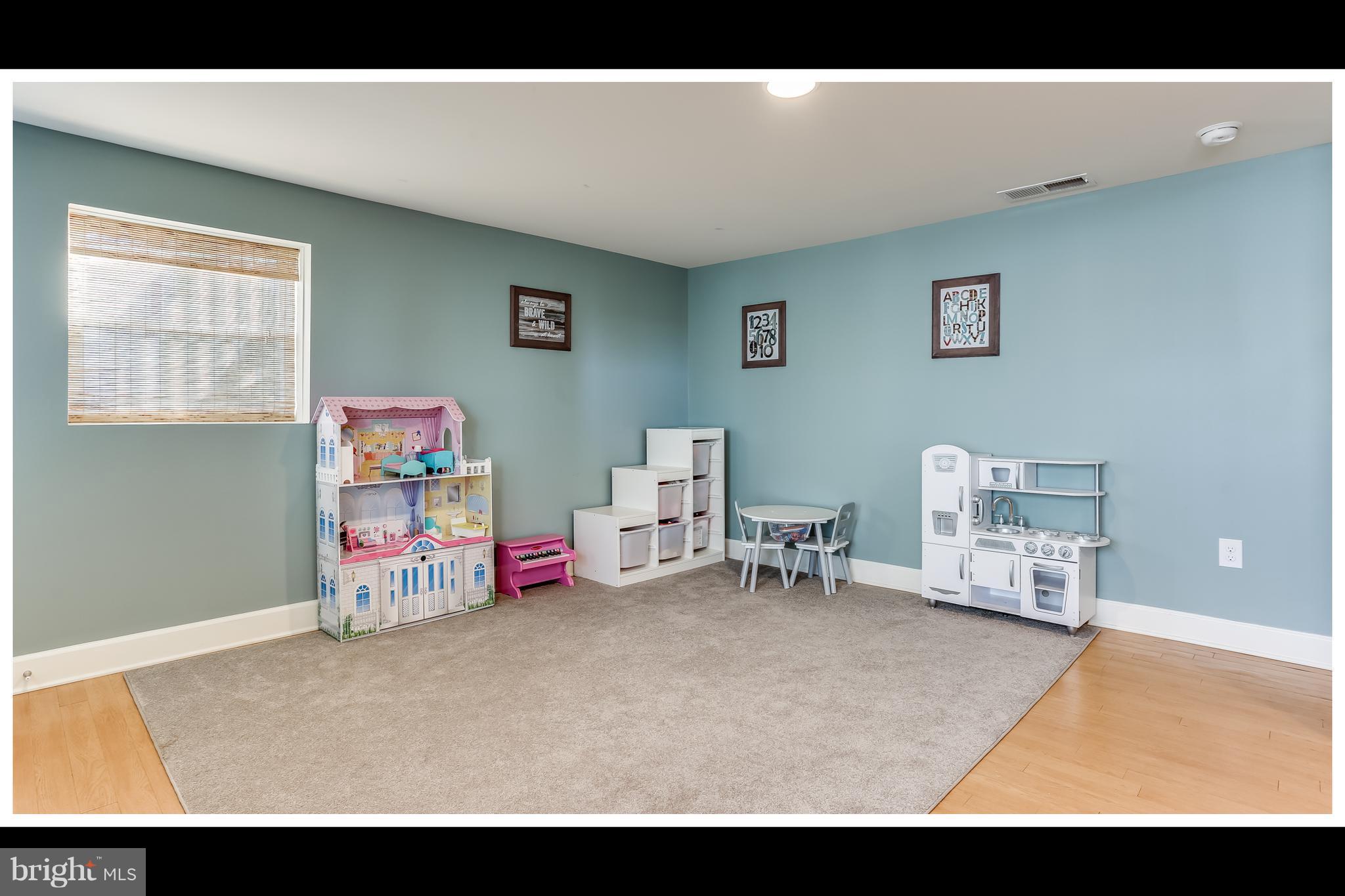 38 Belfast Road Lutherville-Timonium, MD 21093 - Photo 17 of 30 Bedroom