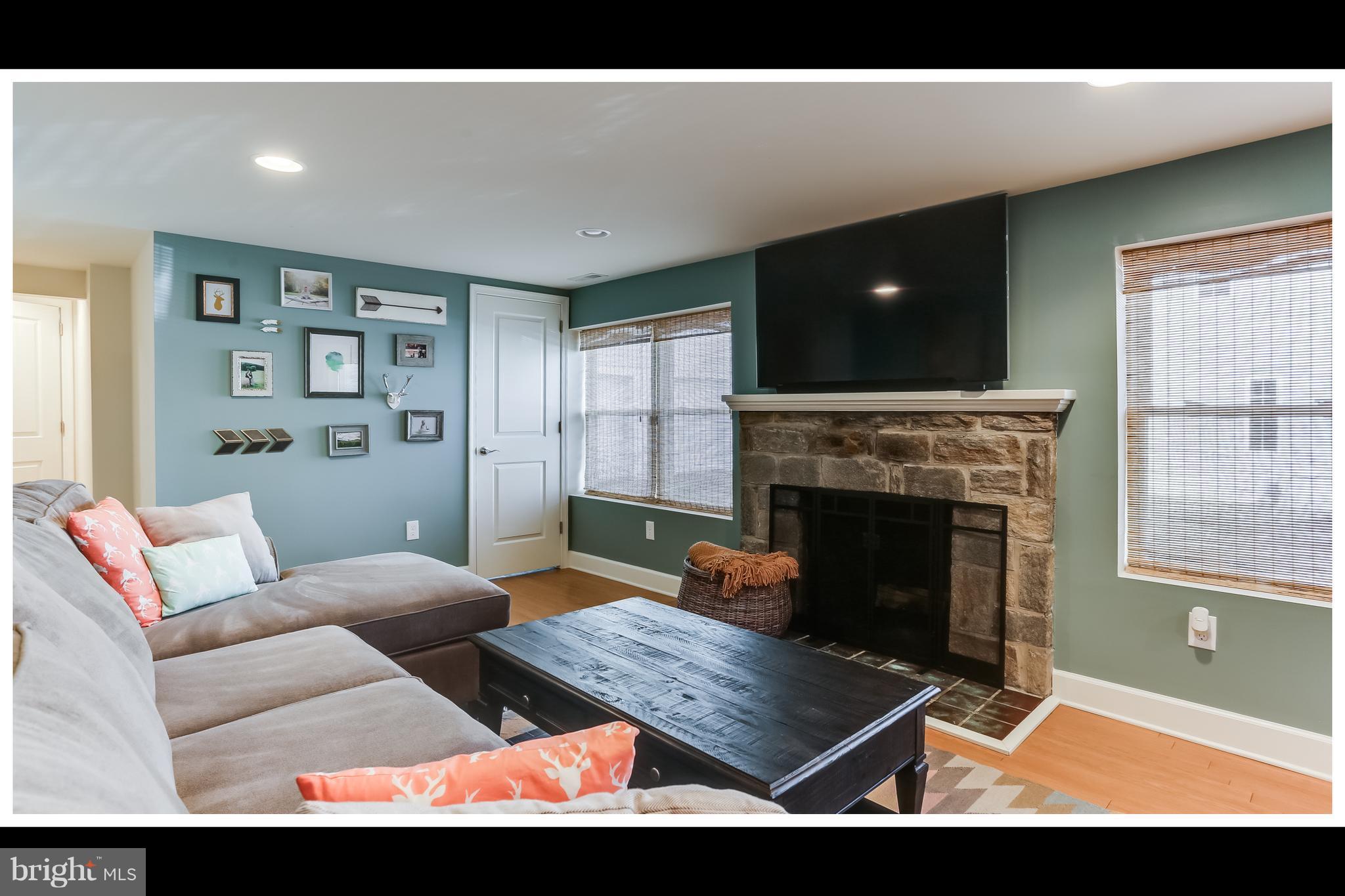 38 Belfast Road Lutherville-Timonium, MD 21093 - Photo 19 of 30 Family Room