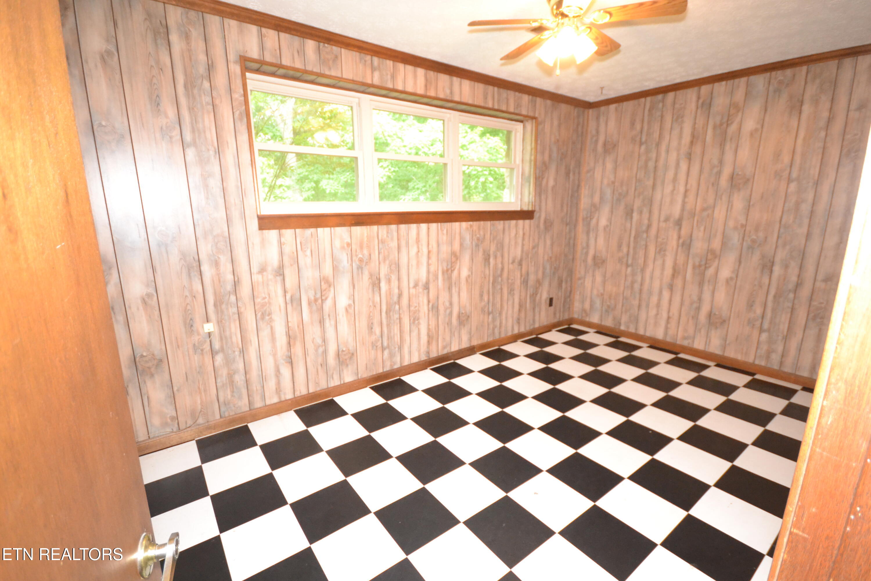 6703 Cate Road Powell, TN 37849 - Photo 19 of 23 Downstairs Bedroom / Office