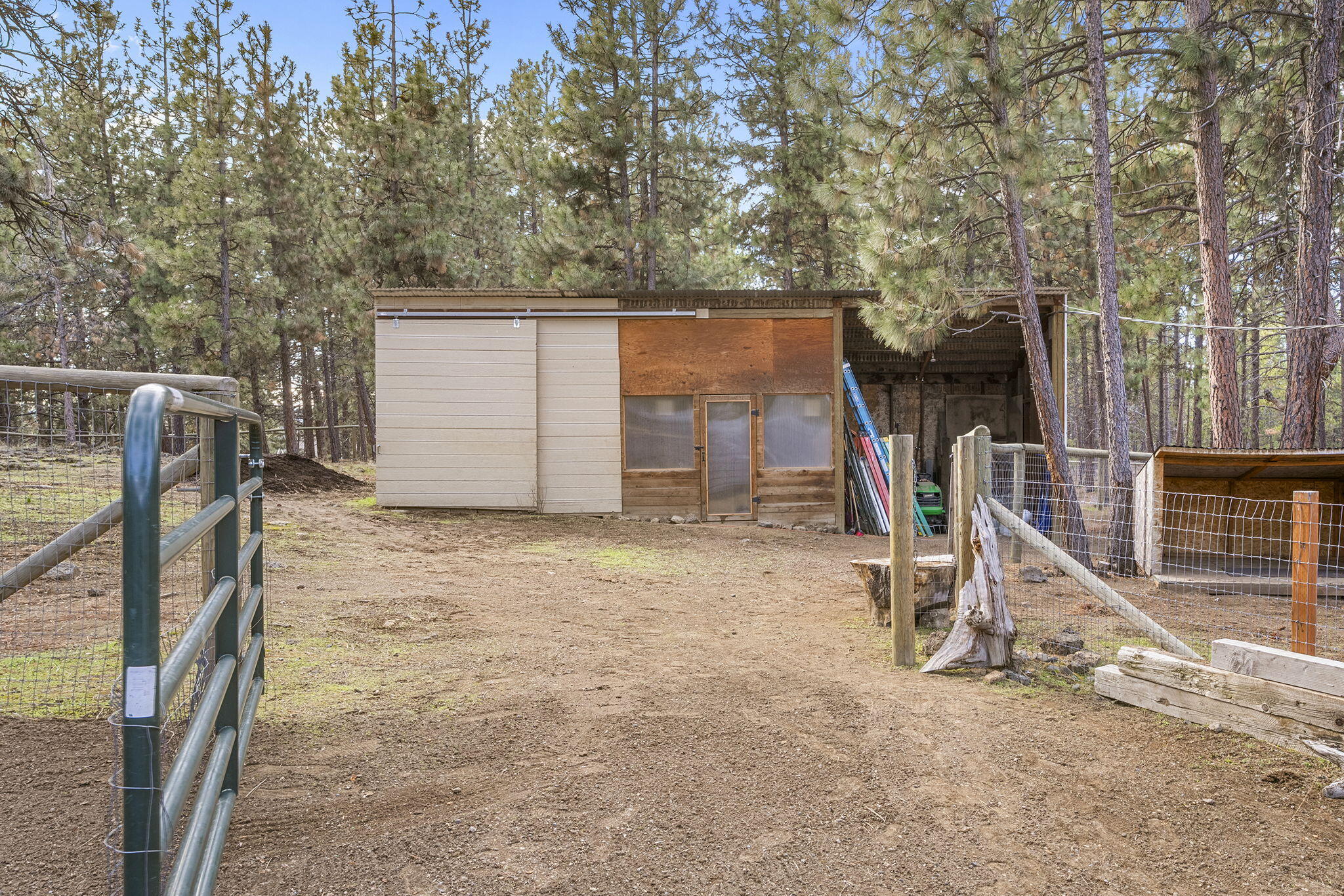 60059 Turquoise Road Bend, OR 97702 - Photo 35 of 53
