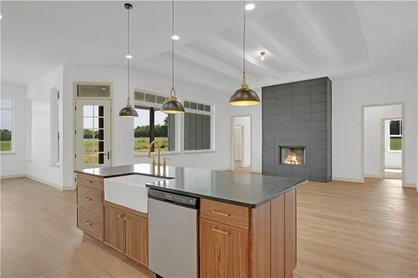 $669,000 | 19657 Mather Road, Sedalia, MO 65301