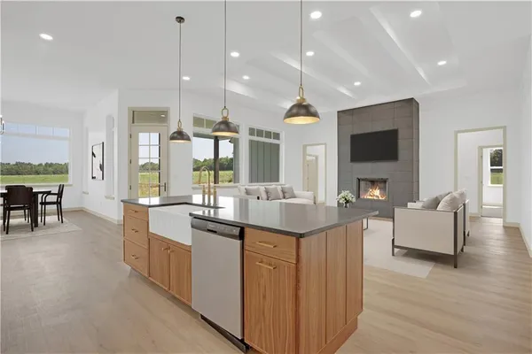 $669,000 | 19657 Mather Road, Sedalia, MO 65301