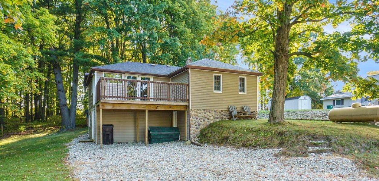 14166 Hicks Lake Road Evart, MI 49631 - Photo 1 of 6 Front of House