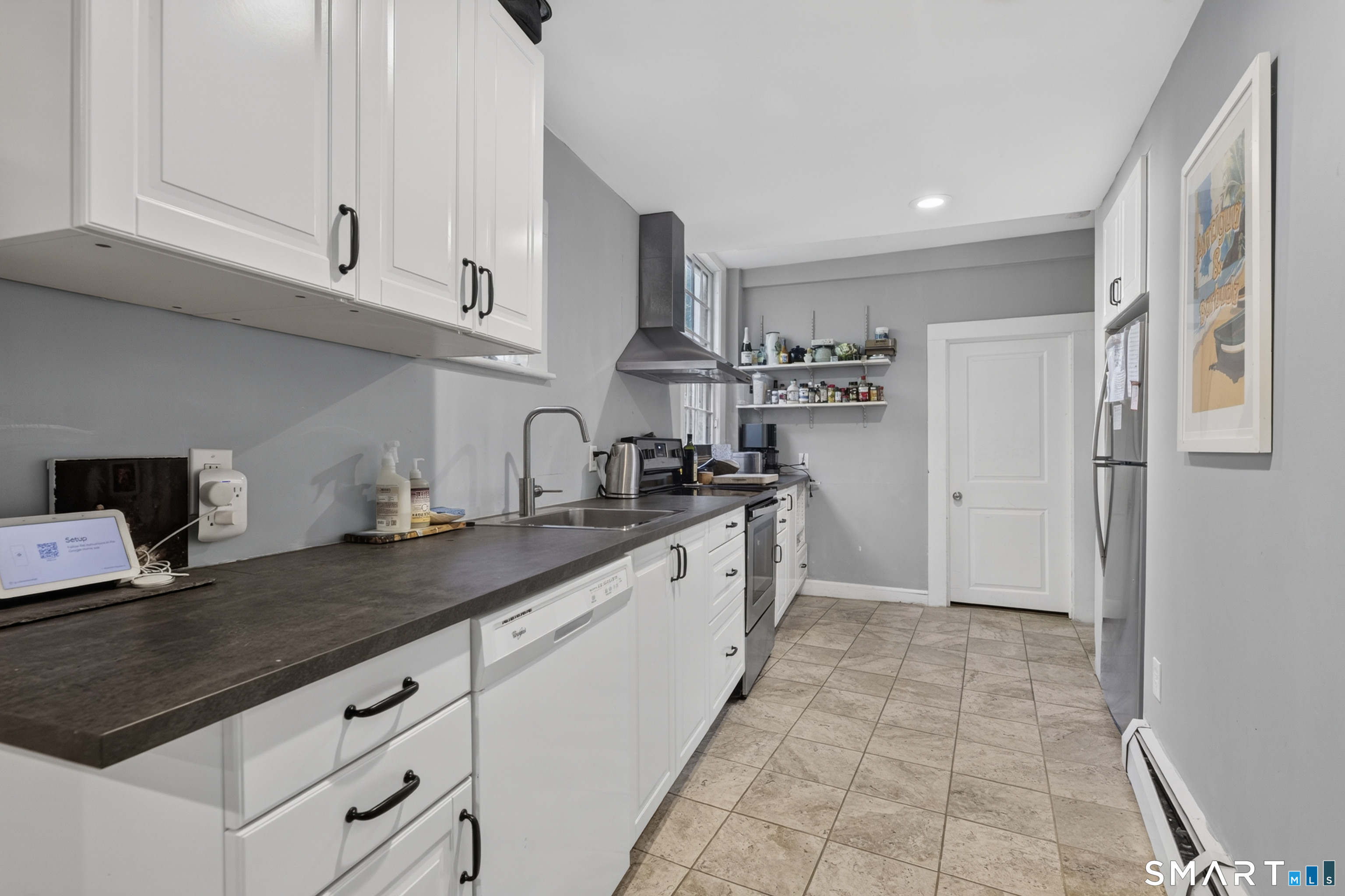 9 Cliff Street Stonington, CT 06378 - Photo 28 of 36