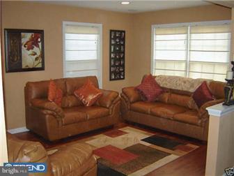 154 Franklyn Road Ewing, NJ 08628 - Photo 3 of 12 Living Room