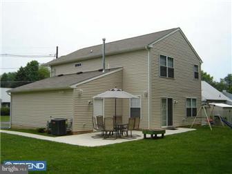154 Franklyn Road Ewing, NJ 08628 - Photo 10 of 12 Exterior Back