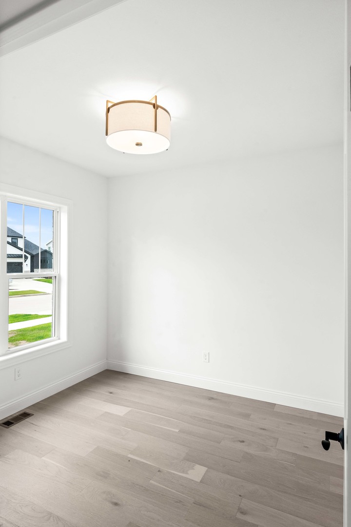 5005 Finlen Lane Bloomington, IL 61705 - Photo 13 of 80