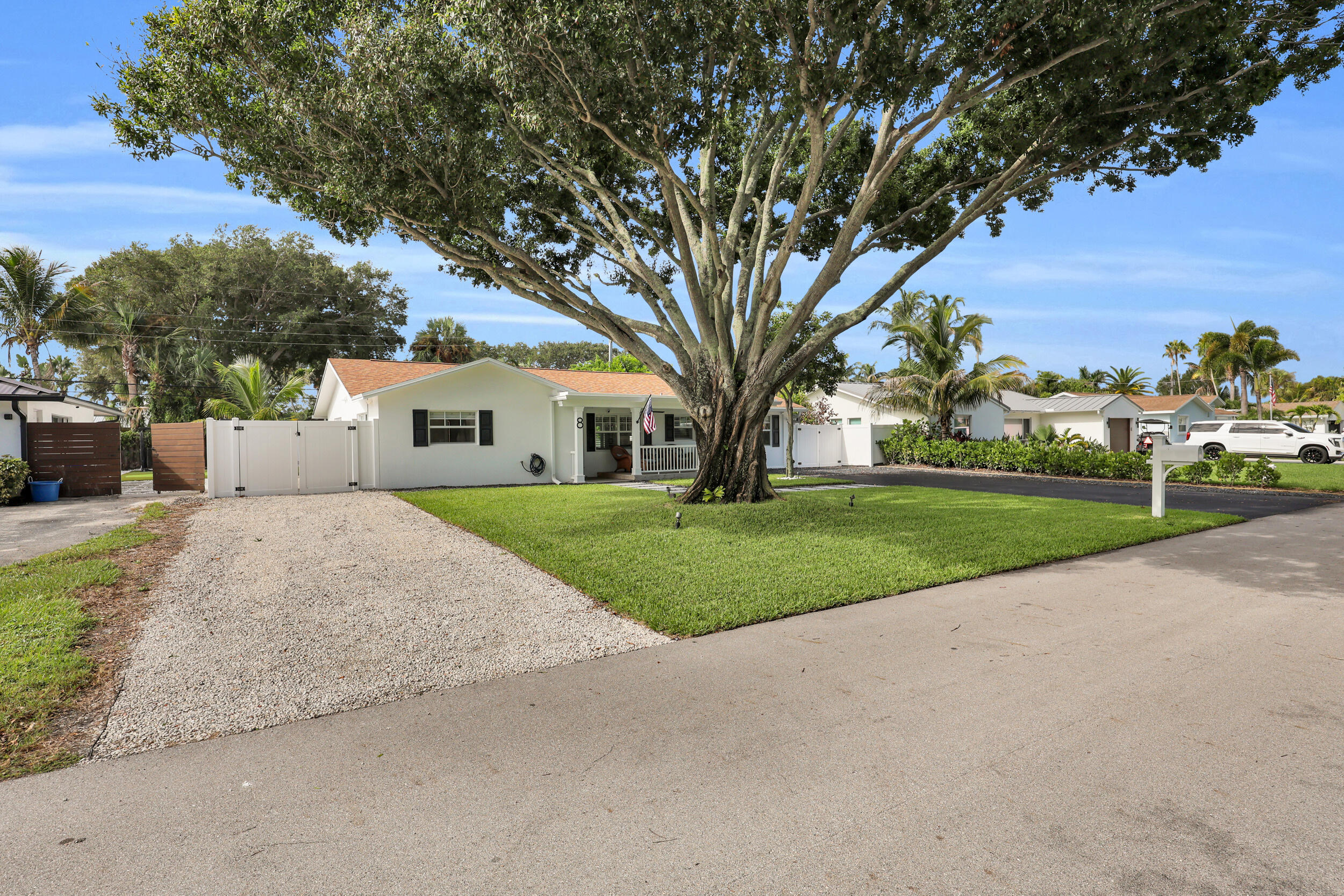 8 Windsor Road West Jupiter, FL 33469 - Photo 42 of 46 42_8p3a9910