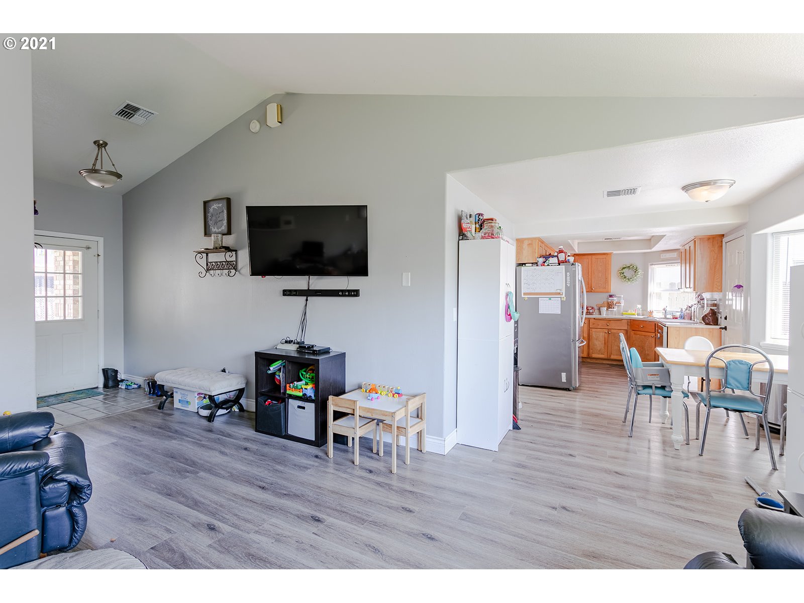 1658 21st Street Springfield, OR 97477 - Photo 7 of 19