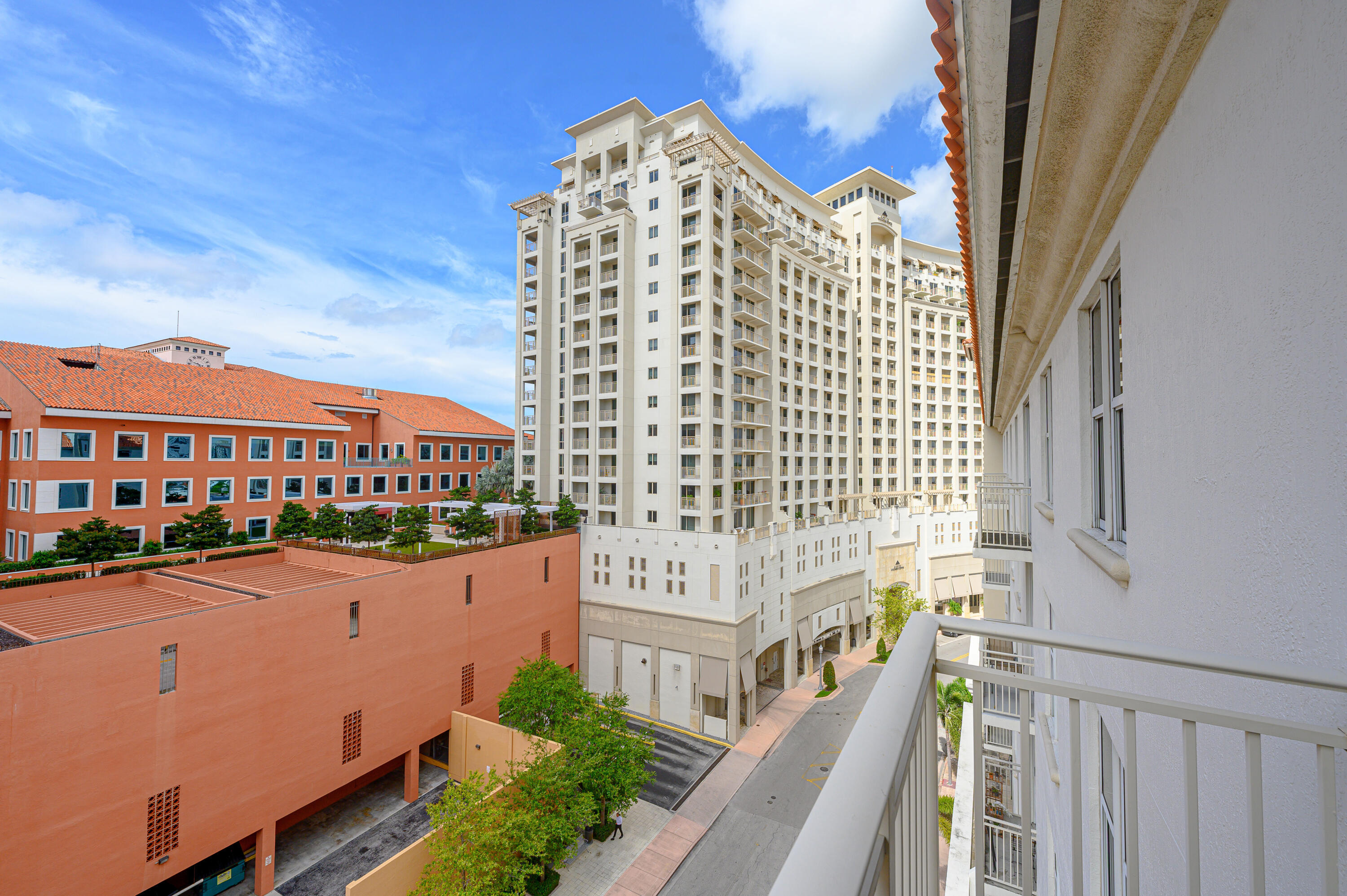2030 Douglas Road, Unit 807 Coral Gables, FL 33134 - Photo 12 of 12