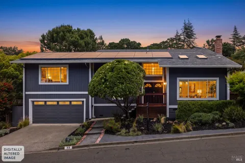 $1,499,000 | 33 Plata Court, Novato, CA 94947