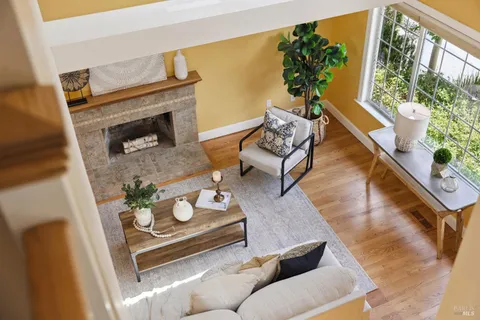$1,499,000 | 33 Plata Court, Novato, CA 94947