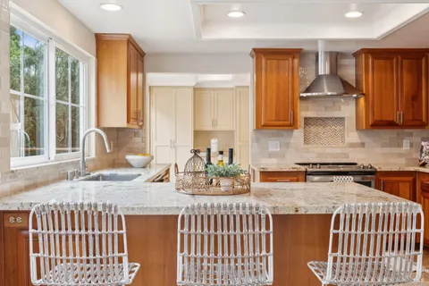 $1,499,000 | 33 Plata Court, Novato, CA 94947