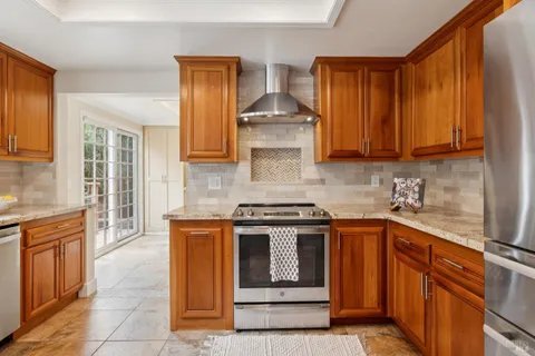 $1,499,000 | 33 Plata Court, Novato, CA 94947