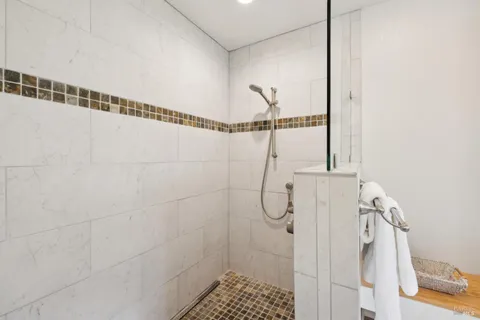 $1,499,000 | 33 Plata Court, Novato, CA 94947