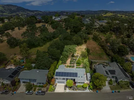 $1,499,000 | 33 Plata Court, Novato, CA 94947