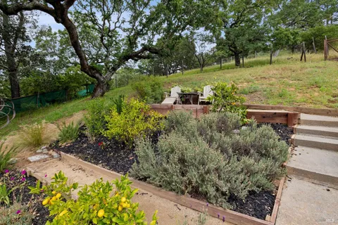 $1,499,000 | 33 Plata Court, Novato, CA 94947