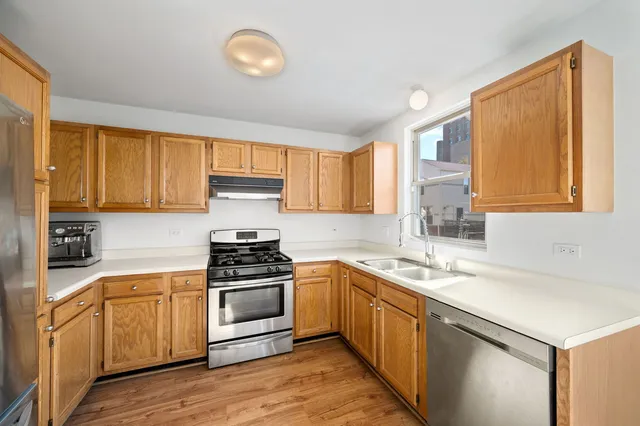 $300,000 | 3427 West Polk Street, Chicago, IL 60624
