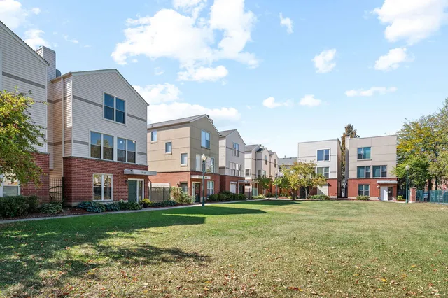 $300,000 | 3427 West Polk Street, Chicago, IL 60624