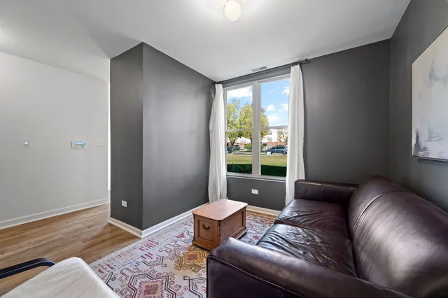 $300,000 | 3427 West Polk Street, Chicago, IL 60624