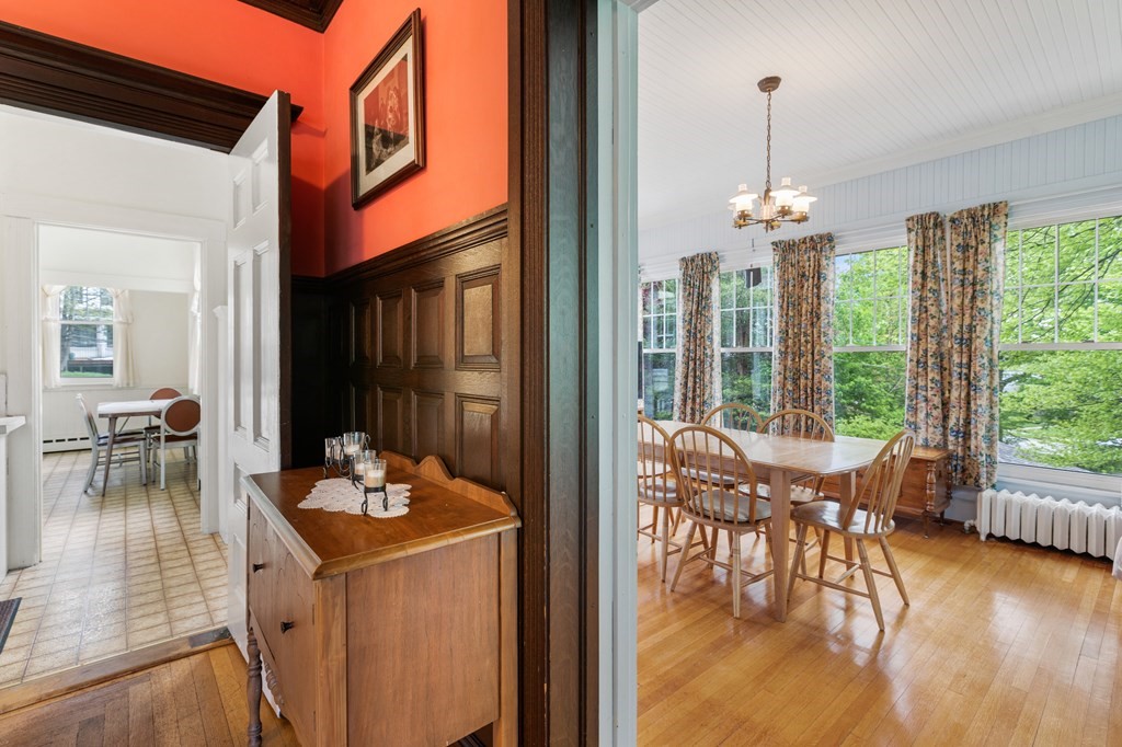 242 Salisbury Street Worcester, MA 01609 - Photo 13 of 42