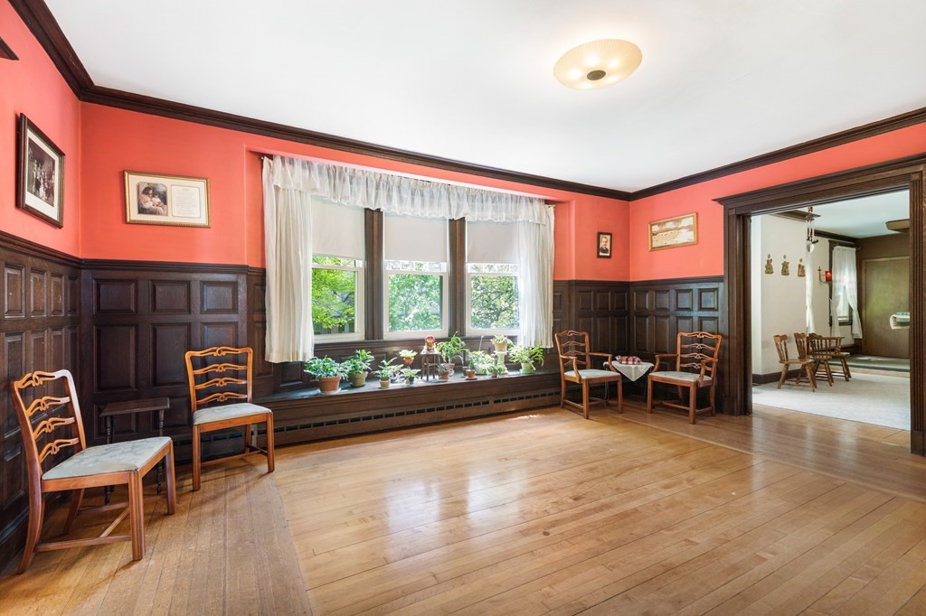 242 Salisbury Street Worcester, MA 01609 - Photo 15 of 42