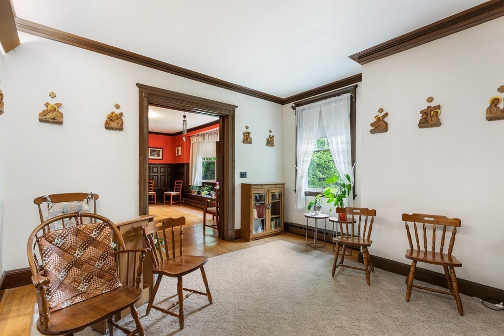 242 Salisbury Street Worcester, MA 01609 - Photo 19 of 42