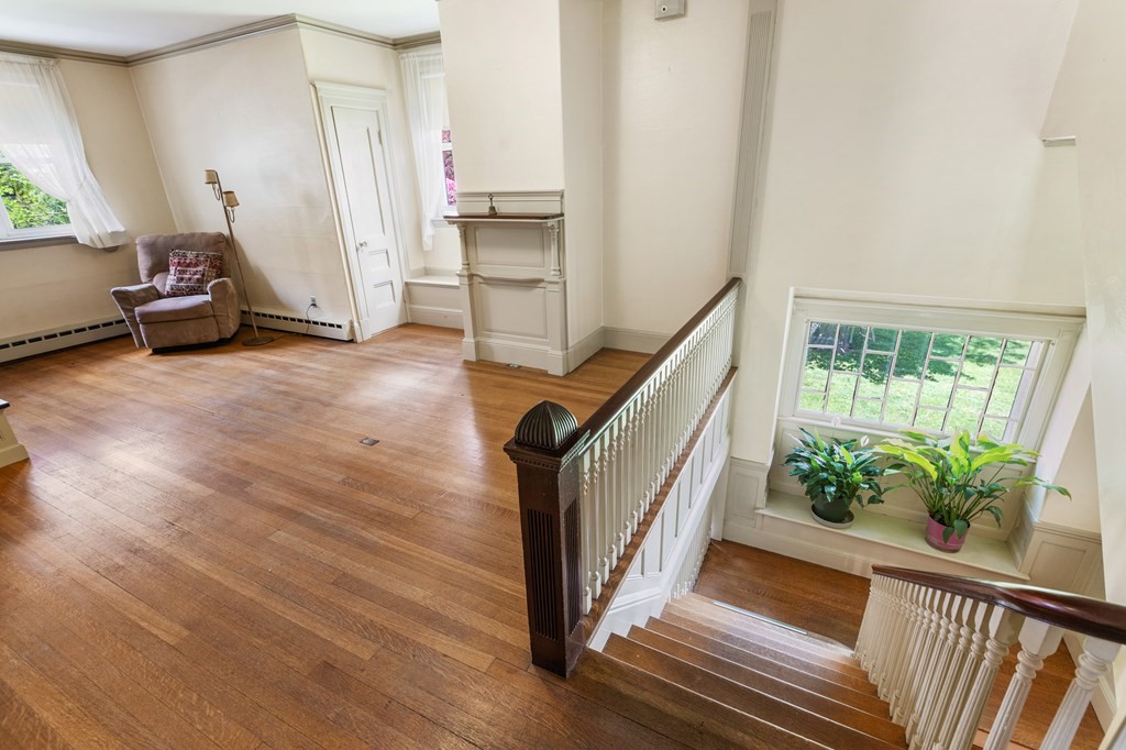 242 Salisbury Street Worcester, MA 01609 - Photo 21 of 42