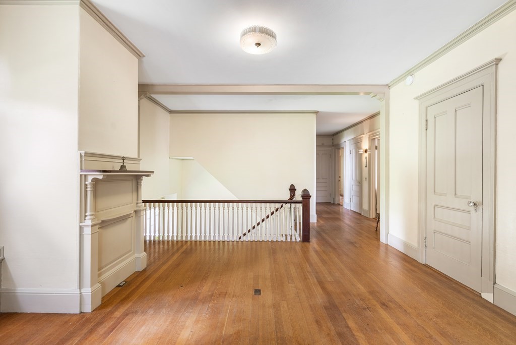 242 Salisbury Street Worcester, MA 01609 - Photo 22 of 42