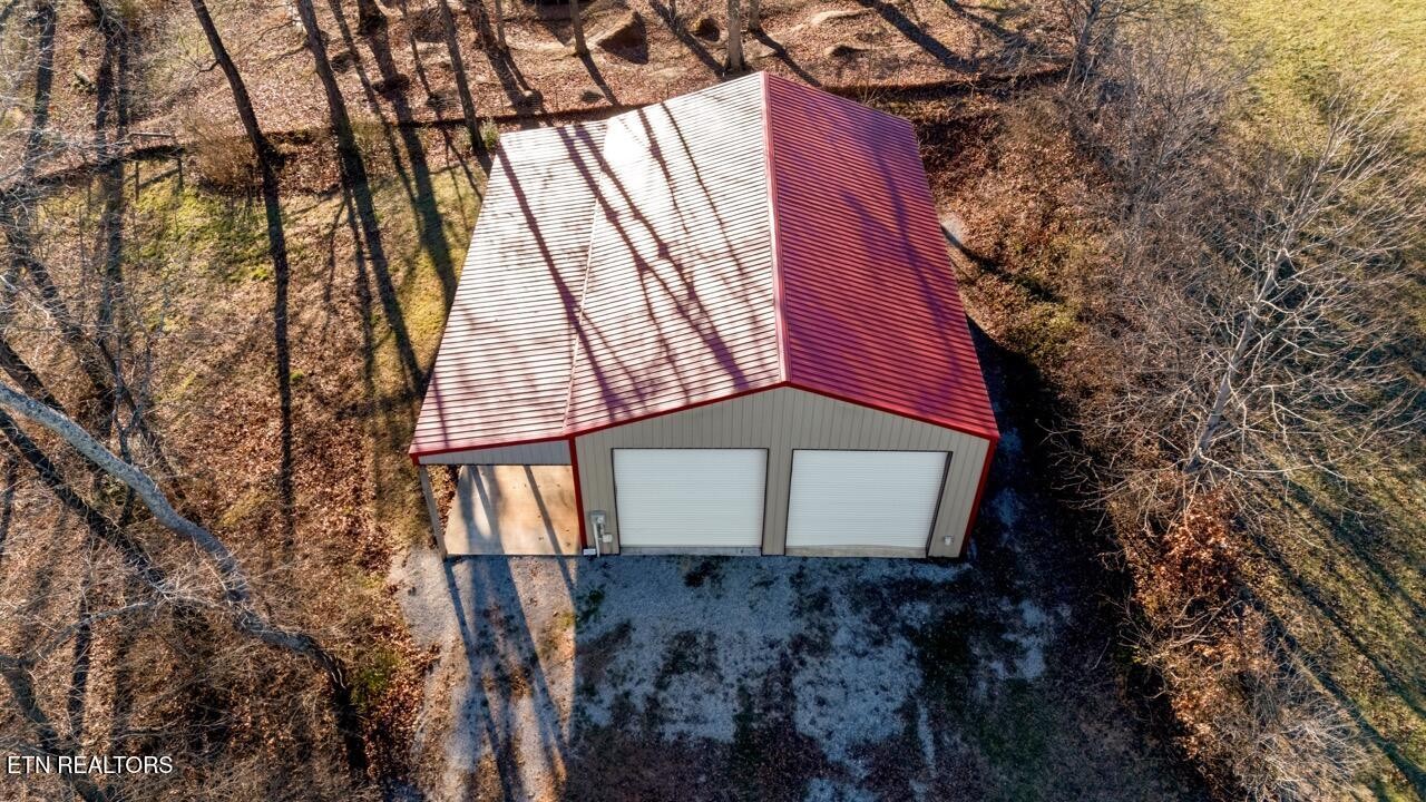 1231 Walker Road Maryville, TN 37801 - Photo 8 of 18 Gallery Image 8
