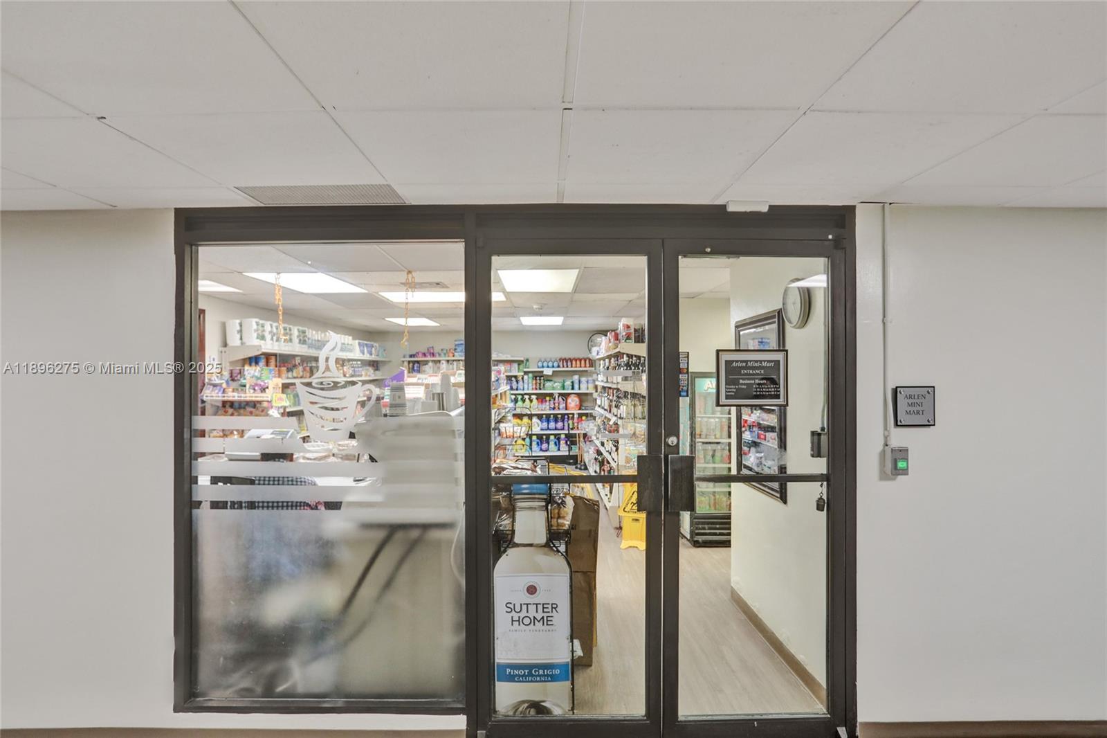 500 Bayview Drive, Unit 731 Sunny Isles Beach, FL 33160 - Photo 32 of 46 a picture of a glass door with a view of living room