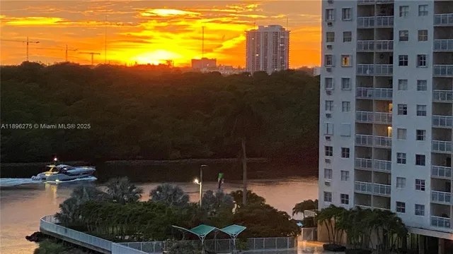 $439,000 | 500 Bayview Drive, Unit 731, Sunny Isles Beach, FL 33160