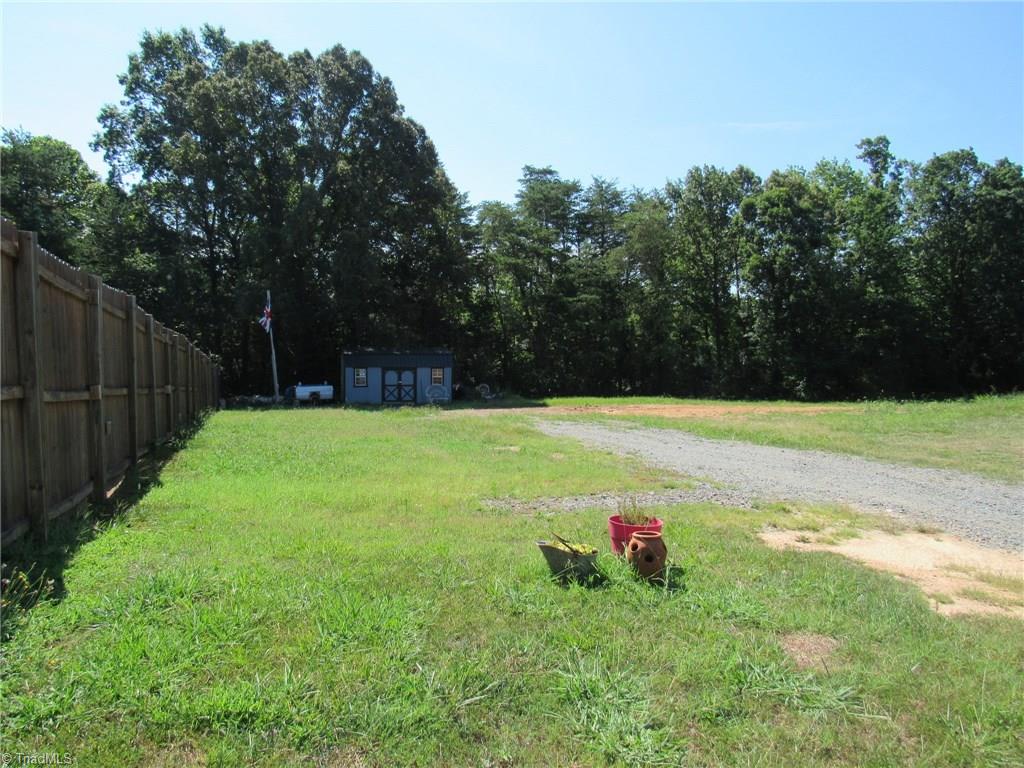 481 Liveoak Road Reidsville, NC 27320 - Photo 2 of 4 Gallery Image 2