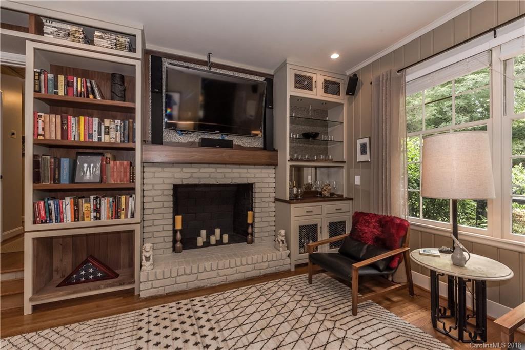 6423 Pella Road, Unit 10 Charlotte, NC 28211 - Photo 17 of 29 Gallery Image 17