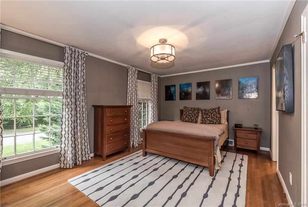 6423 Pella Road, Unit 10 Charlotte, NC 28211 - Photo 18 of 29 Gallery Image 18