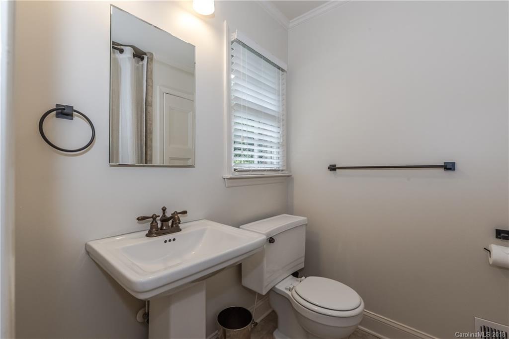 6423 Pella Road, Unit 10 Charlotte, NC 28211 - Photo 20 of 29 Gallery Image 20