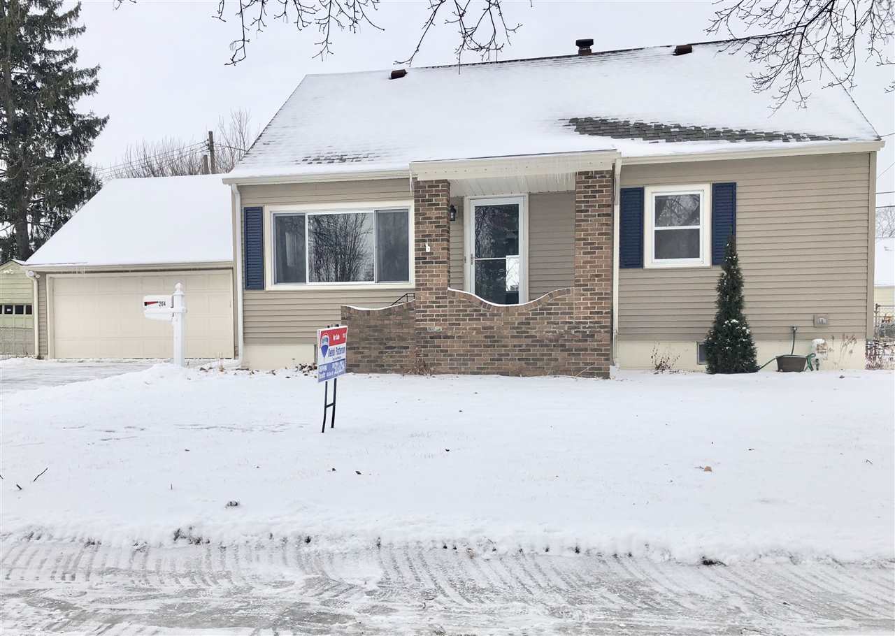 204 High Street Bay City, MI 48708 - Photo 2 of 24 Gallery Image 2