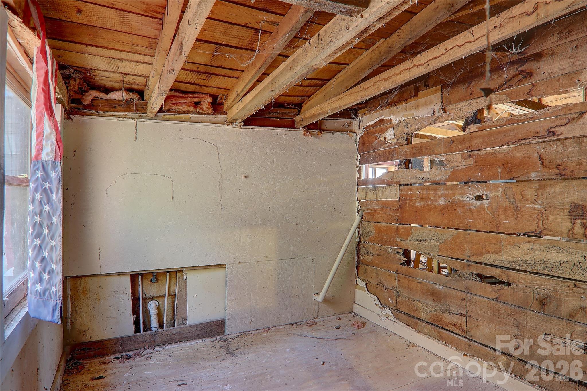 719 Camp Branch Road Waynesville, NC 28786 - Photo 9 of 22 a view of an empty room