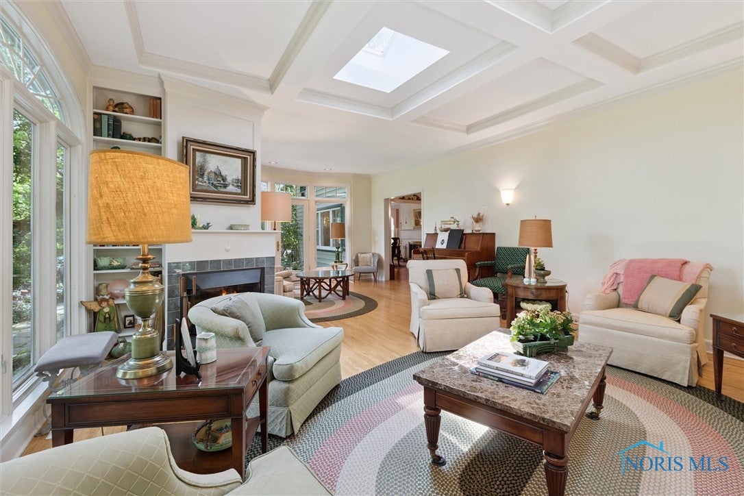 2268 Innisbrook Road Toledo, OH 43606 - Photo 8 of 39 Gallery Image 8