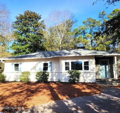$1,950 | 220 Country Club Circle, Southern Pines, NC 28387