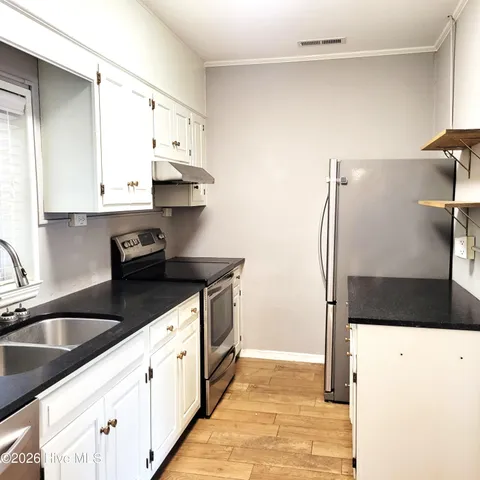 $2,000 | 220 Country Club Circle, Southern Pines, NC 28387